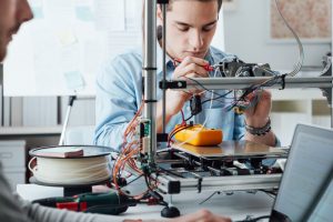 Engenharia Elétrica e Eletrônica: afinal, qual é a diferença?